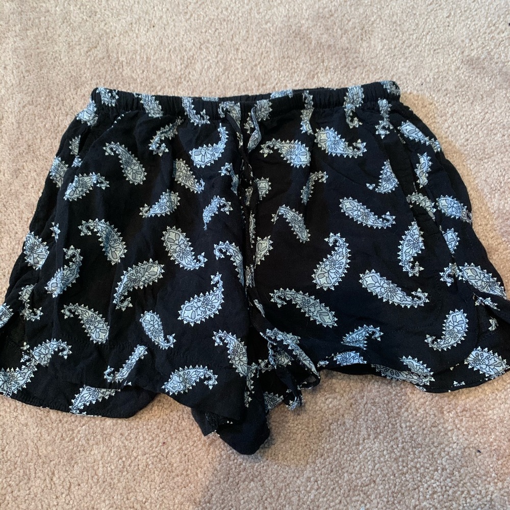Brandy Melville shorts